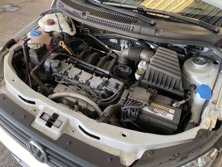 VOLKSWAGEN - SAVEIRO - 2017/2018 - Prata - R$ 62.500,00