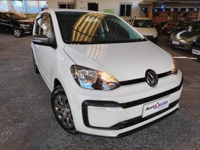 VOLKSWAGEN - UP - 2020/2020 - Branca - R$ 57.900,00