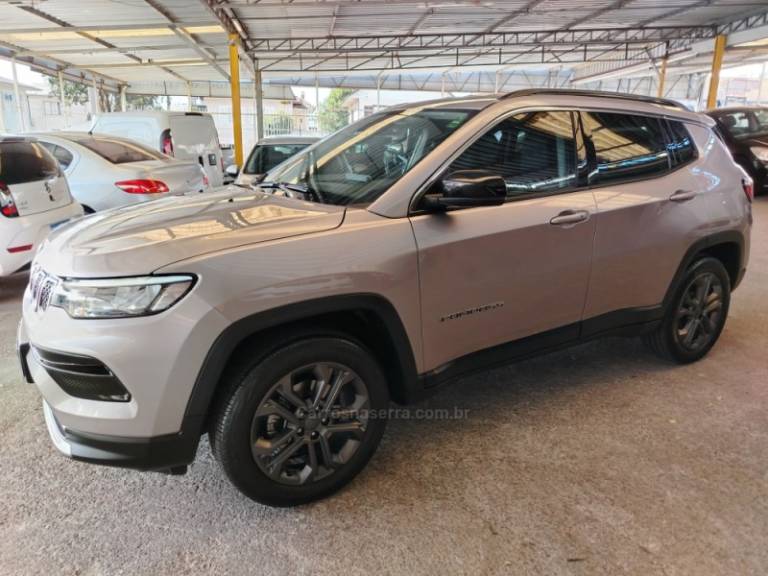 JEEP - COMPASS - 2022/2022 - Cinza - R$ 132.900,00