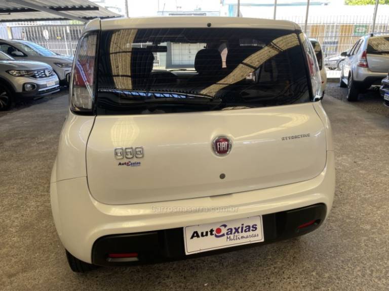 FIAT - UNO - 2017/2017 - Branca - R$ 42.900,00