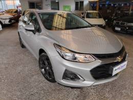 CHEVROLET - CRUZE - 2022/2022 - Prata - R$ 99.900,00