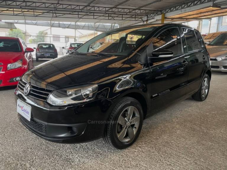 VOLKSWAGEN - FOX - 2012/2013 - Preta - R$ 39.900,00