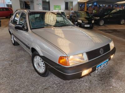 VOLKSWAGEN - SANTANA - 1992/1992 - Prata - R$ 59.000,00