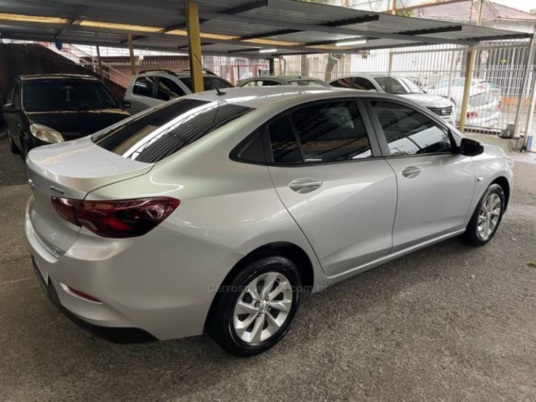 CHEVROLET - ONIX - 2020/2021 - Prata - R$ 69.900,00