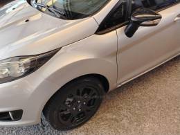 FORD - FIESTA - 2017/2017 - Prata - R$ 54.900,00