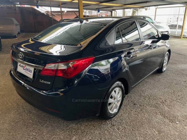 HYUNDAI - HB20S - 2013/2014 - Azul - R$ 51.900,00