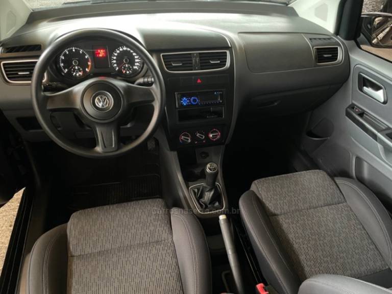 VOLKSWAGEN - FOX - 2012/2013 - Preta - R$ 39.900,00