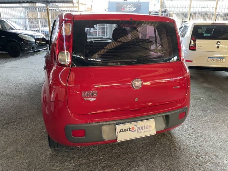 FIAT - UNO - 2014/2014 - Vermelha - R$ 29.900,00