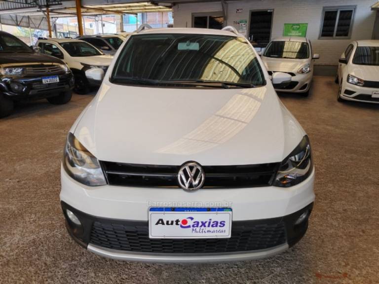 VOLKSWAGEN - CROSSFOX - 2013/2013 - Branca - R$ 40.900,00