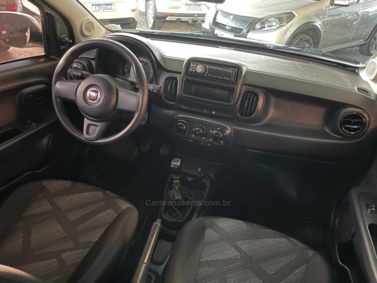 FIAT - MOBI - 2016/2017 - Branca - R$ 44.900,00