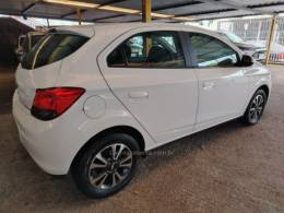 CHEVROLET - ONIX - 2016/2016 - Branca - R$ 54.900,00