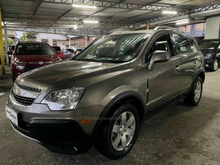 CHEVROLET - CAPTIVA - 2012/2012 - Cinza - R$ 41.900,00