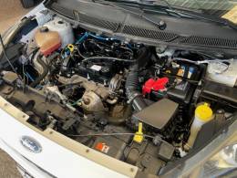 FORD - KA - 2016/2017 - Branca - R$ 43.500,00