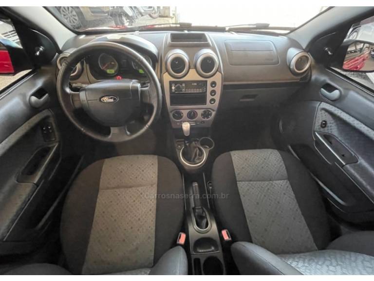 FORD - FIESTA - 2014/2014 - Vermelha - R$ 36.900,00