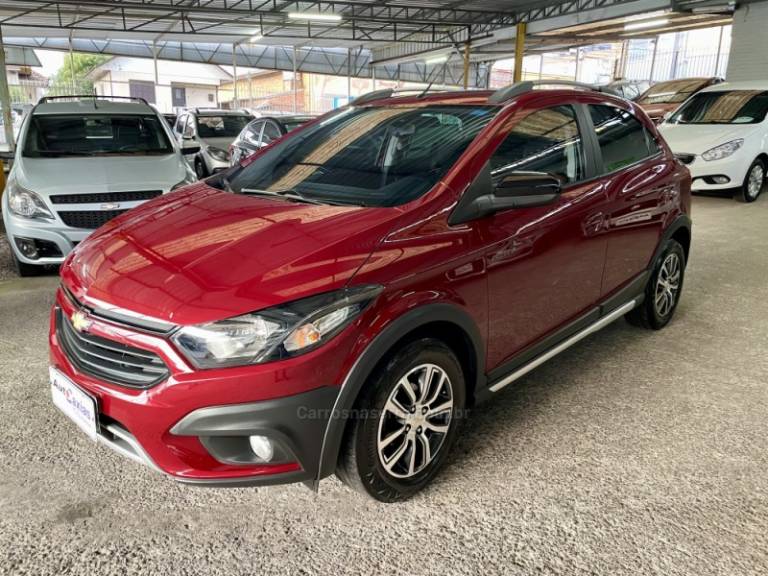 CHEVROLET - ONIX - 2017/2017 - Vermelha - R$ 62.900,00