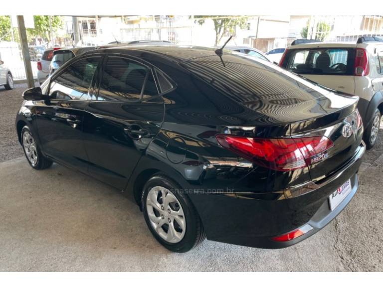 HYUNDAI - HB20S - 2021/2022 - Preta - R$ 65.900,00