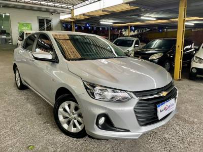 CHEVROLET - ONIX - 2020/2021 - Prata - R$ 69.900,00
