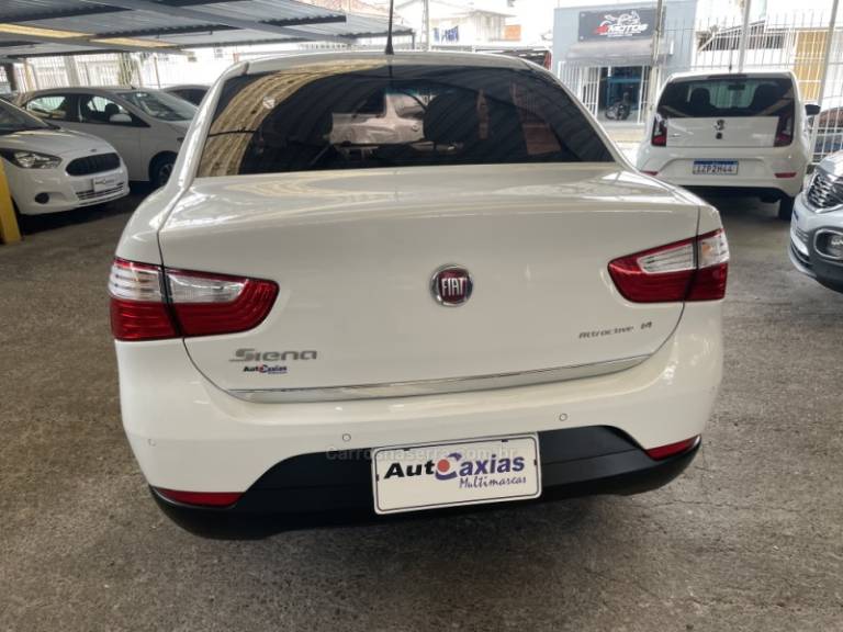 FIAT - GRAND SIENA - 2017/2018 - Branca - R$ 48.900,00