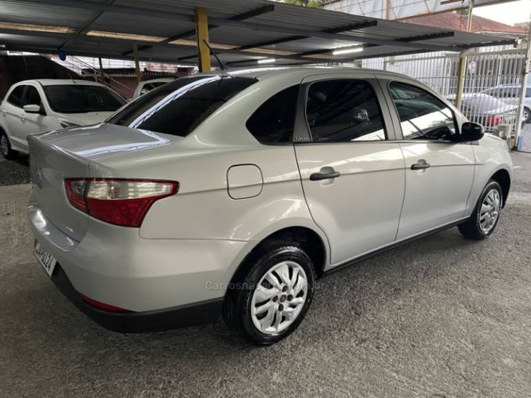 FIAT - GRAND SIENA - 2021/2021 - Prata - R$ 52.900,00