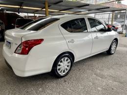 NISSAN - VERSA - 2019/2020 - Branca - R$ 59.900,00