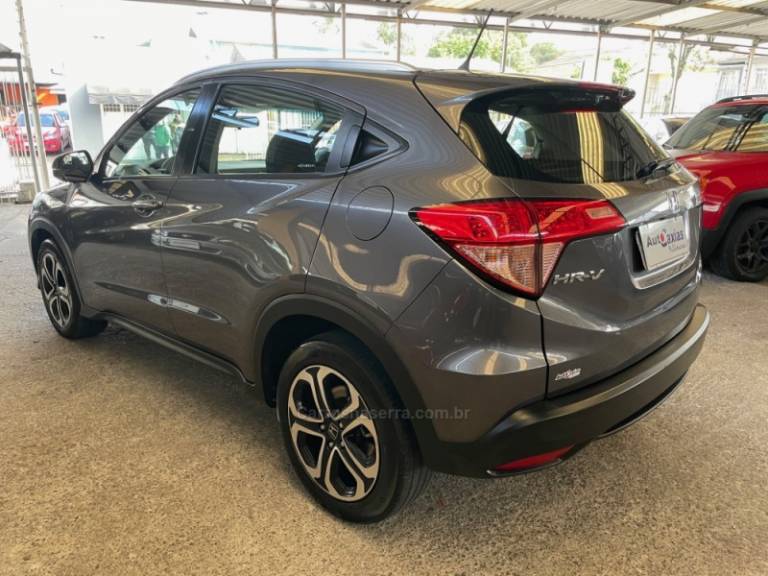 HONDA - HR-V - 2016/2016 - Cinza - R$ 86.000,00