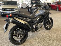 SUZUKI - V-STROM - 2014/2015 - Cinza - R$ 35.000,00