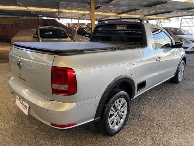 VOLKSWAGEN - SAVEIRO - 2017/2018 - Prata - R$ 62.500,00