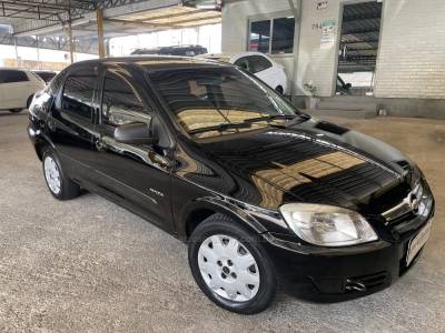 CHEVROLET - PRISMA - 2010/2011 - Preta - R$ 31.900,00