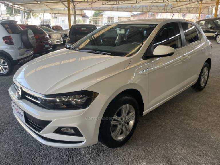 VOLKSWAGEN - POLO - 2022/2022 - Branca - R$ 92.500,00