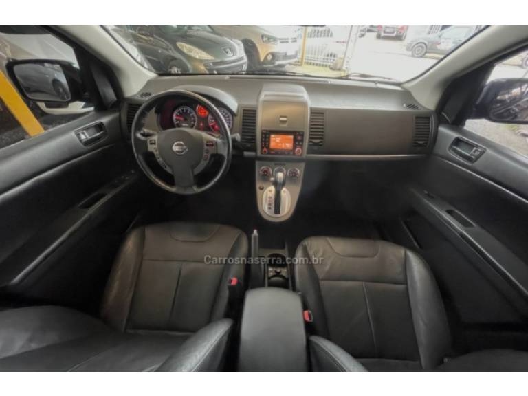 NISSAN - SENTRA - 2012/2013 - Preta - R$ 43.900,00