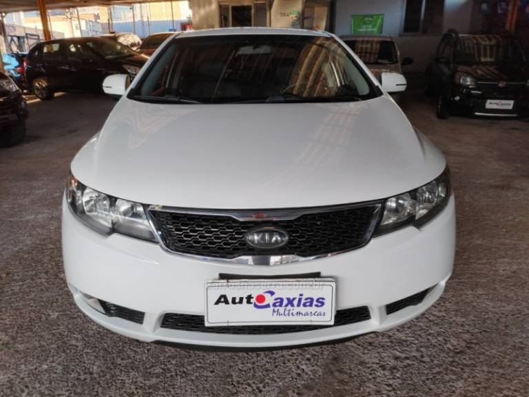 KIA MOTORS - CERATO - 2011/2011 - Branca - R$ 44.900,00
