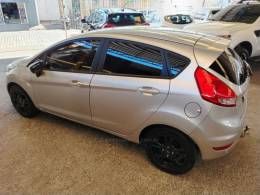 FORD - FIESTA - 2017/2017 - Prata - R$ 54.900,00