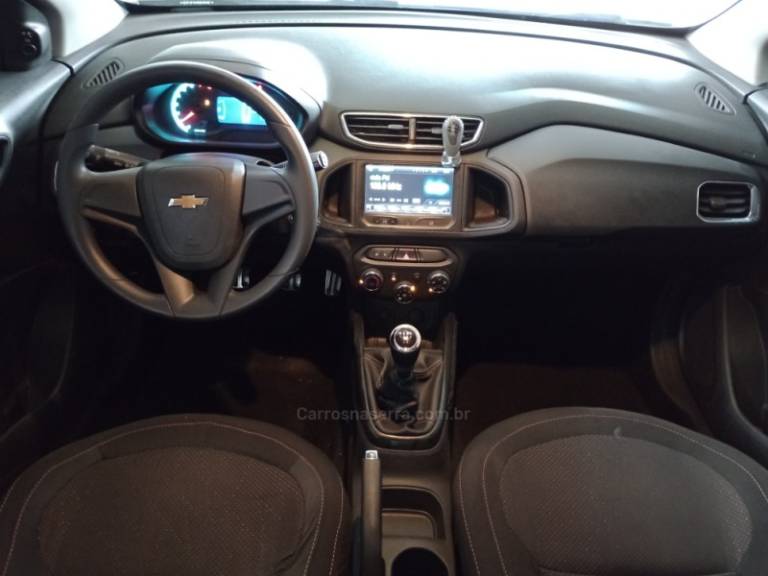 CHEVROLET - ONIX - 2016/2016 - Branca - R$ 54.000,00