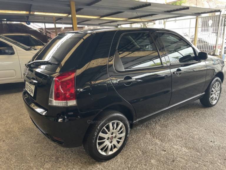 FIAT - PALIO - 2010/2010 - Preta - R$ 27.900,00