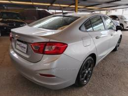 CHEVROLET - CRUZE - 2022/2022 - Prata - R$ 98.900,00