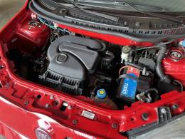 FIAT - UNO - 2014/2014 - Vermelha - R$ 29.900,00