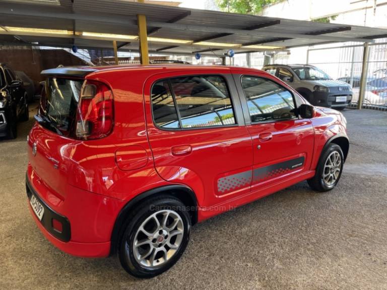 FIAT - UNO - 2014/2014 - Vermelha - R$ 39.900,00