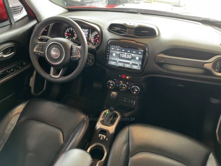 JEEP - RENEGADE - 2015/2016 - Vermelha - R$ 79.900,00