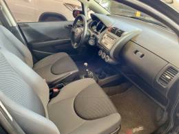 HONDA - FIT - 2008/2008 - Preta - R$ 33.900,00