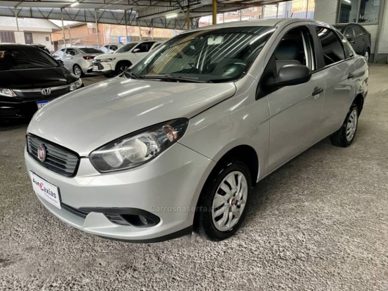 FIAT - GRAND SIENA - 2021/2021 - Prata - R$ 52.900,00