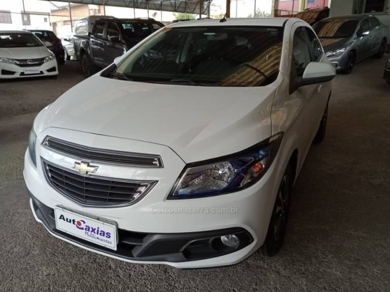 CHEVROLET - ONIX - 2016/2016 - Prata - R$ 55.900,00